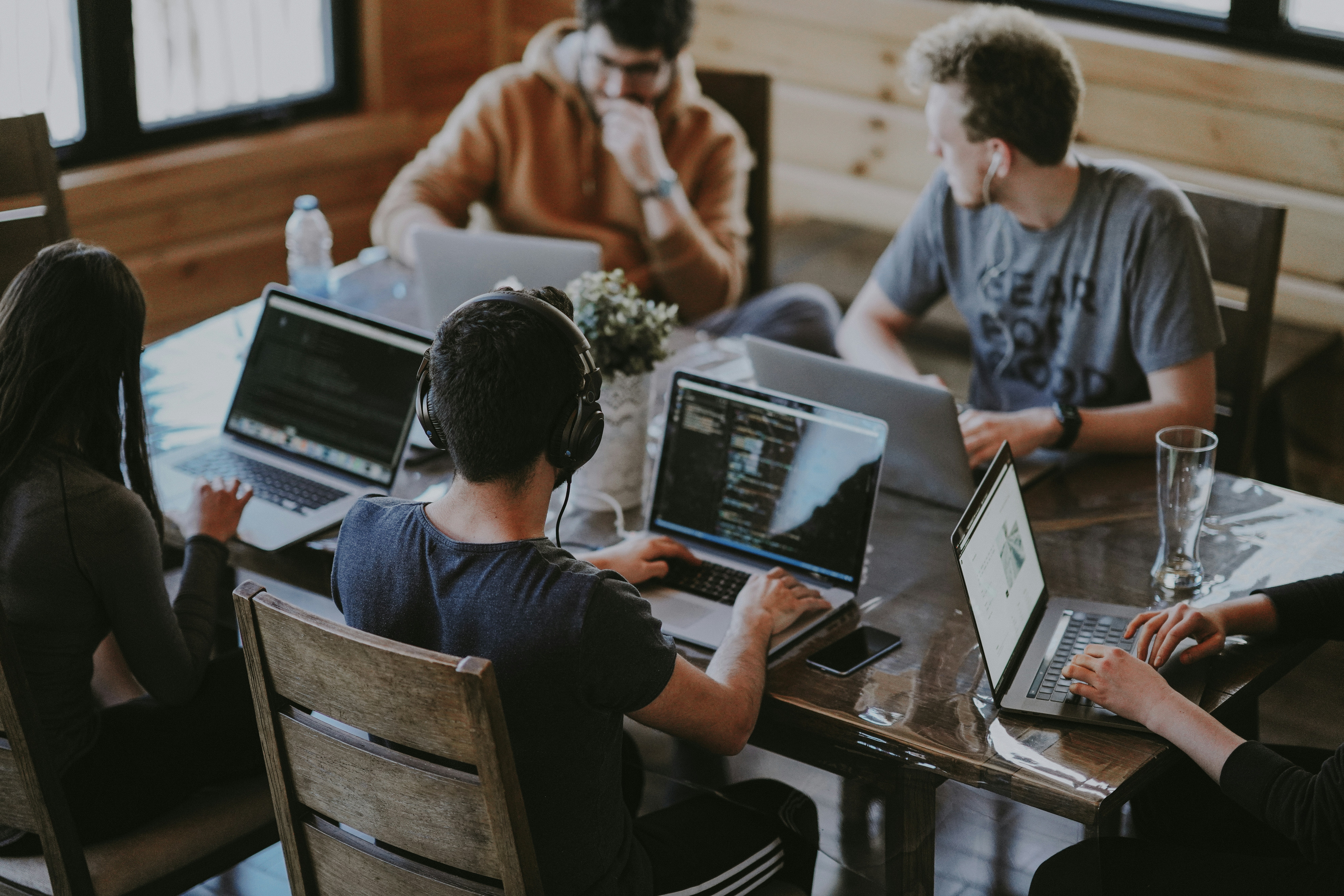 How the Right Website Development Partner Compresses Timelines